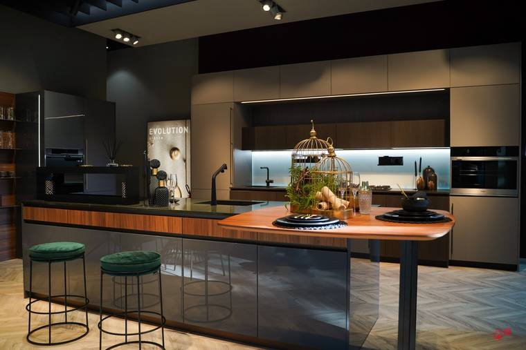 Cucina Stosa esposta nello showroom di Porta Romana